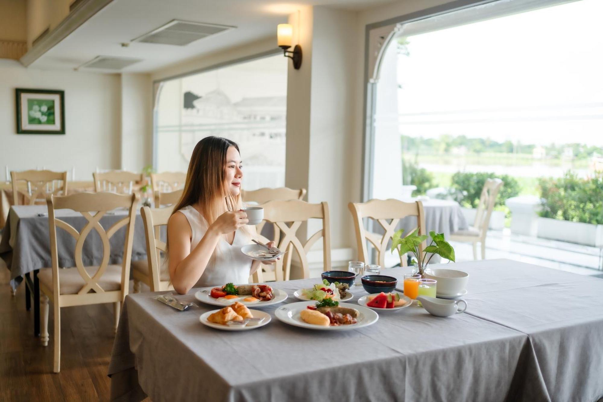 Kalanan Riverside Resort Nonthaburi Zewnętrze zdjęcie